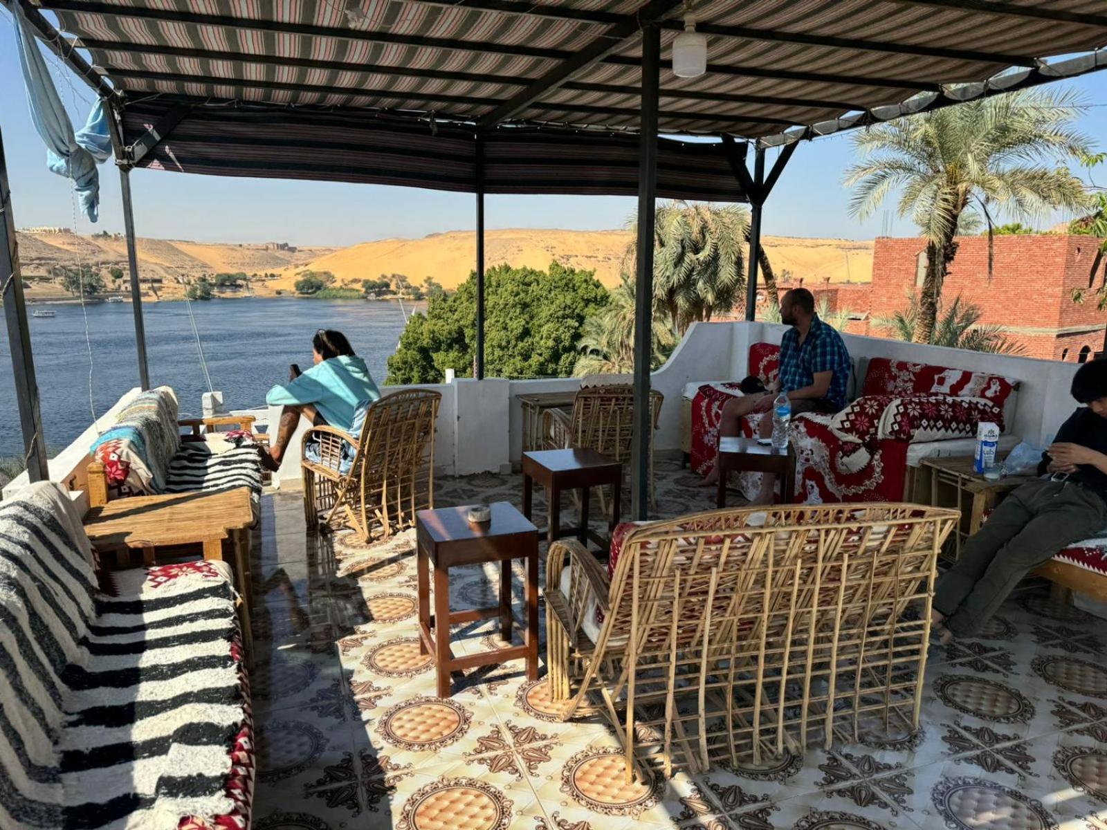 Seko Kato Nile View Hostel Асуан Экстерьер фото